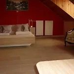 R1 Rolleder Apartman-haz