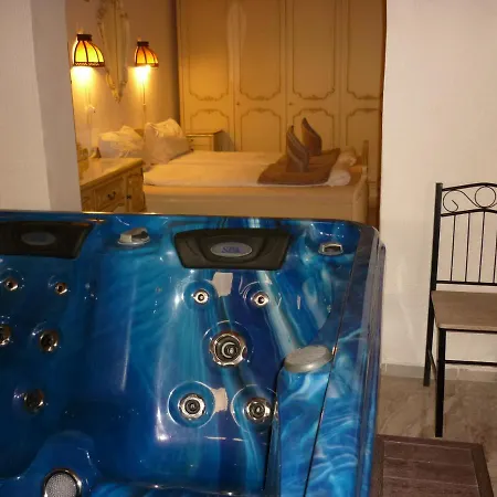 R1 Rolléder Apartman-ház 3* Siklós