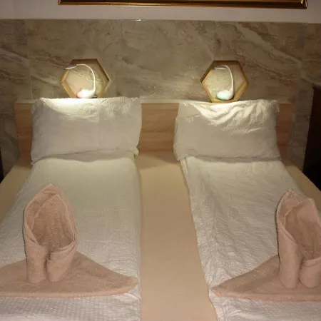 Pensión R1 Rolléder Apartman-ház