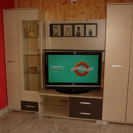 R1 Rolleder Apartman-haz Siklós