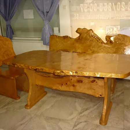 R1 Rolleder Apartman-haz Penzion