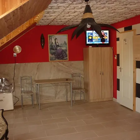 R1 Rolléder Apartman-ház Vendégház Siklós