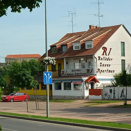 R1 Rolleder Apartman-haz Siklós
