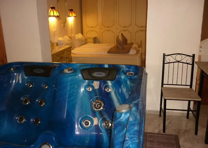 R1 Rolleder Apartman-haz 3* Siklós